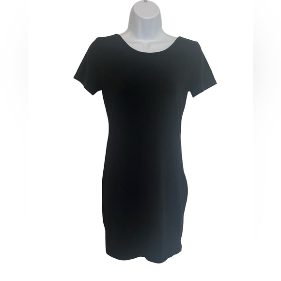 Fashion Nova Women’s Classic Black Scoop Back Bodycon Mini Dress. Size: Large. - Picture 3 of 9
